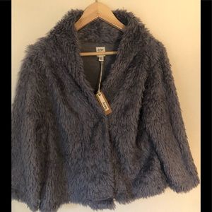 faux fur jacket NWT💕🛒Dylan💕💕🛒